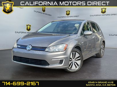 Used 2016 Volkswagen e-Golf SE w/ DC Fast Charging Package