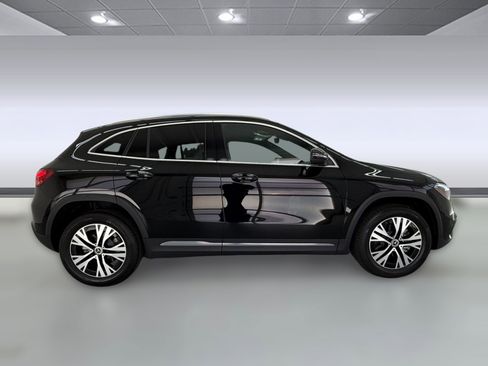 Certified 2025 Mercedes-Benz GLA 250 image 7