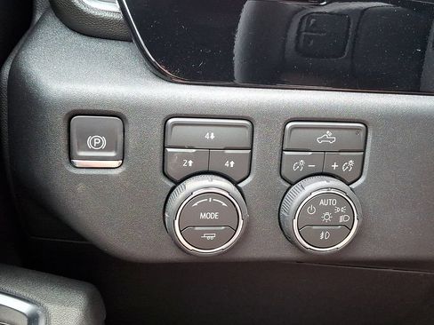 New 2026 Chevrolet Silverado 2500 LT AWD/4WD image 15