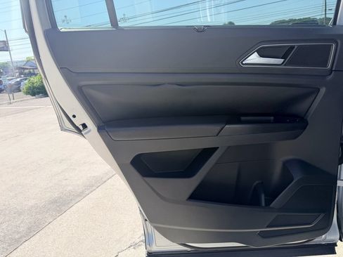 Used 2018 Volkswagen Atlas SE FWD image 27