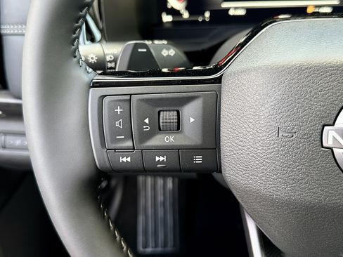 New 2026 Nissan Pathfinder Platinum image 29