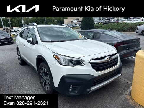 Used 2022 Subaru Outback Touring XT AWD/4WD image 1