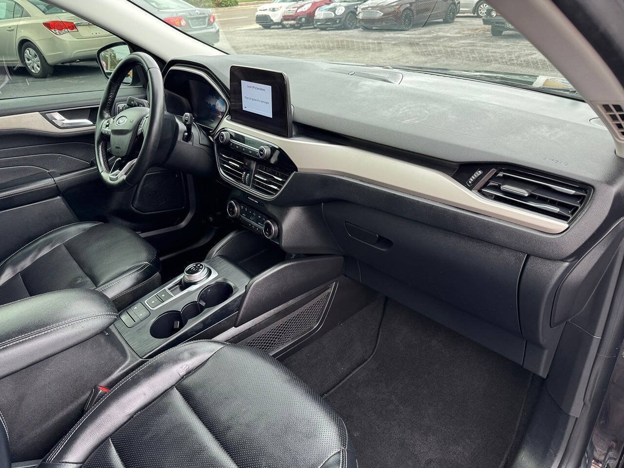 Used 2022 Ford Escape SEL w/ Technology Package FWD image 19