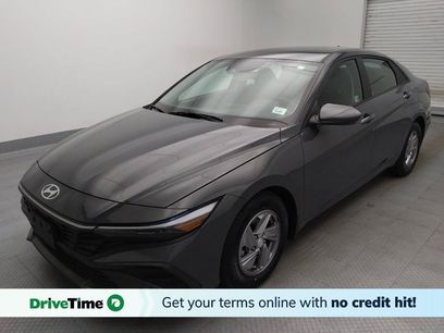 Used 2024 Hyundai Elantra SE