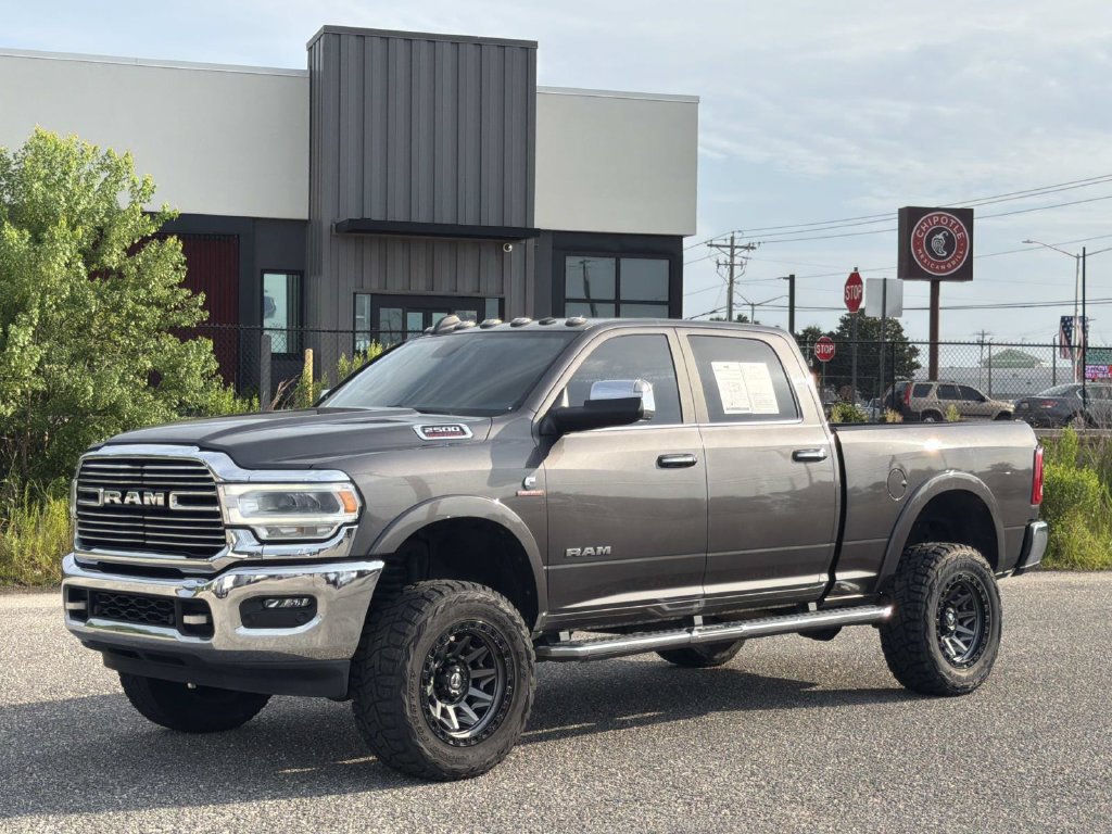 Used 2022 RAM 2500 Laramie AWD/4WD image 8