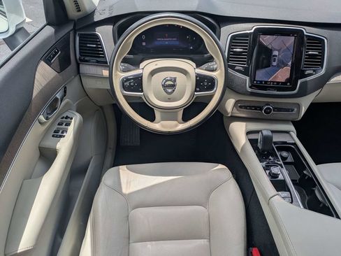 Used 2024 Volvo XC90 B6 Plus AWD/4WD image 18