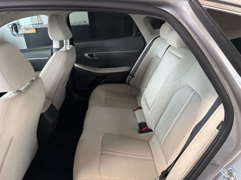 Used 2021 Hyundai Sonata SEL image 12