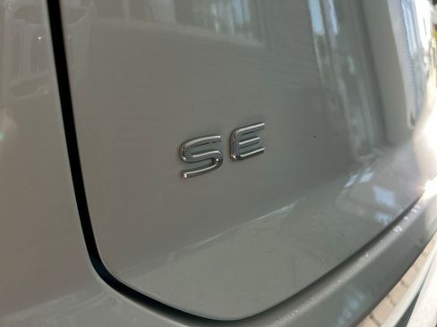 New 2026 Volkswagen Atlas Cross Sport SE image 45