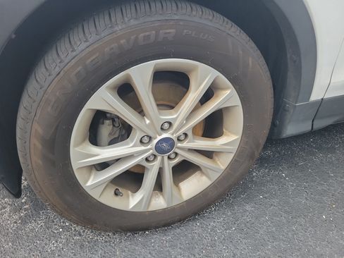 Used 2018 Ford Escape S FWD image 5