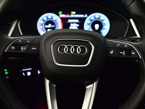 Certified 2025 Audi Q5 Premium w/ Convenience Plus Package image 13