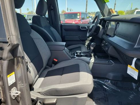 Used 2025 Ford Bronco 4-Door image 17