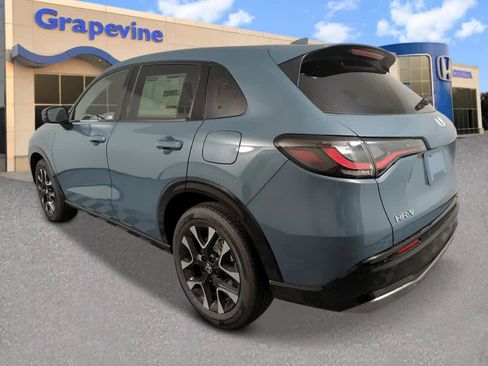 New 2026 Honda HR-V EX-L image 2