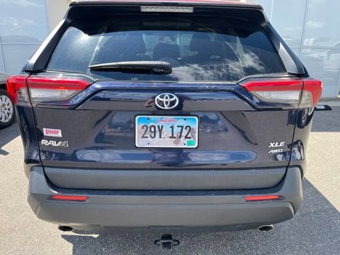 Used 2019 Toyota RAV4 XLE AWD/4WD image 3