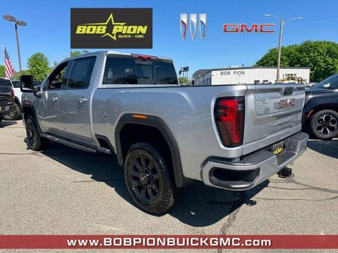 New 2026 GMC Sierra 3500 AT4 w/ AT4 Premium Plus Package AWD/4WD image 3