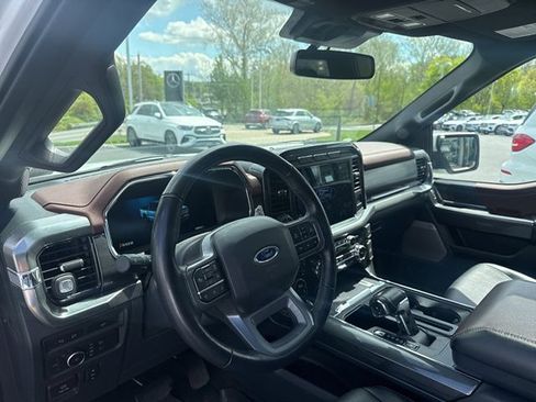 Used 2022 Ford F150 Lariat w/ Equipment Group 502A High AWD/4WD image 8