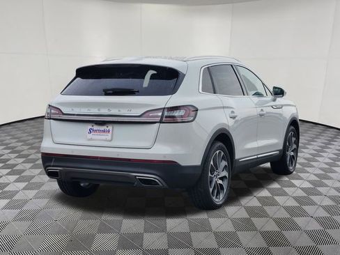 Used 2022 Lincoln Nautilus Reserve image 4