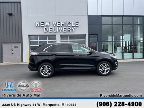 Used 2016 Ford Edge Titanium w/ Technology Package AWD/4WD image 10