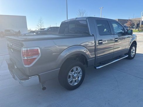 Used 2011 Ford F150 XLT w/ XLT Chrome Pkg image 3
