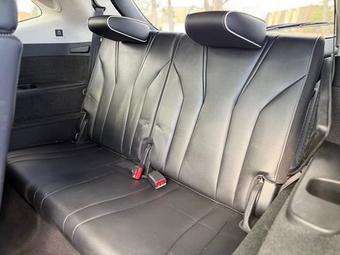 Used 2022 Acura MDX SH-AWD w/ Advance Package image 18