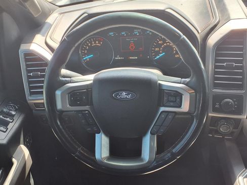 Used 2018 Ford F150 Platinum w/ Equipment Group 701A Luxury AWD/4WD image 14
