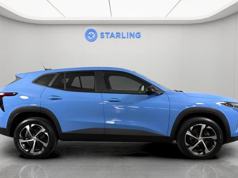 Certified 2024 Chevrolet Trax RS w/ Driver Confidence Package FWD image 12