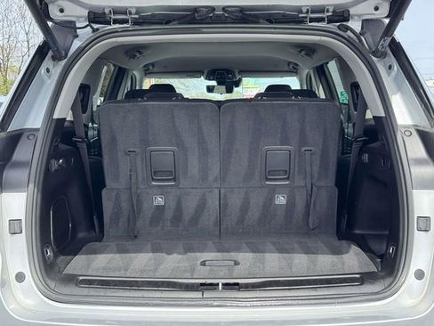 Used 2021 Jeep Grand Cherokee L Limited w/ Luxury Tech Group II image 18