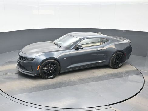 Used 2019 Chevrolet Camaro LT w/ 1LE Track Performance Package RWD image 16