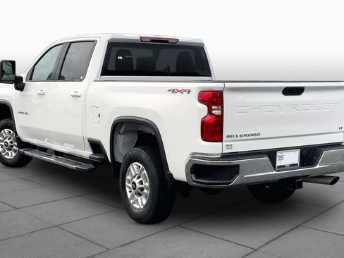 Used 2025 Chevrolet Silverado 2500 LT w/ Convenience Package AWD/4WD image 12