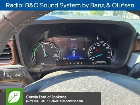 Used 2024 Ford Maverick Lariat FWD image 5