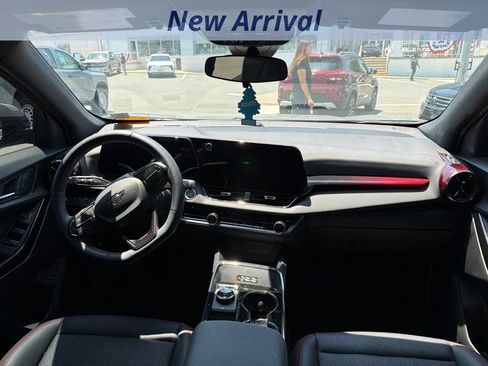 Used 2026 Chevrolet Equinox RS AWD/4WD image 6