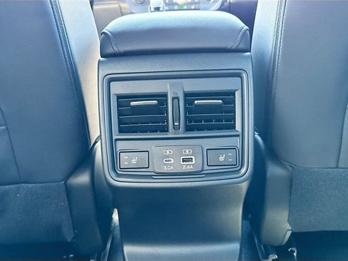 New 2026 Subaru Outback Limited AWD/4WD image 32