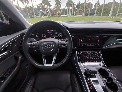 Used 2020 Audi Q8 Prestige w/ Prestige Package AWD/4WD image 6