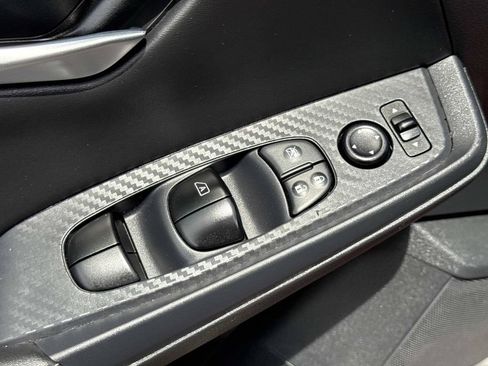 Certified 2025 Nissan Sentra SV FWD image 18