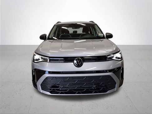 New 2026 Volkswagen Taos S image 3