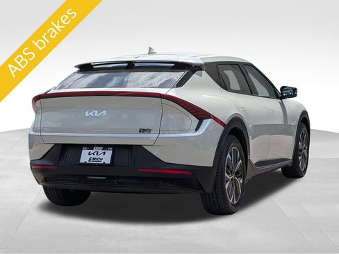 Certified 2024 Kia EV6 Light Long Range AWD/4WD image 6