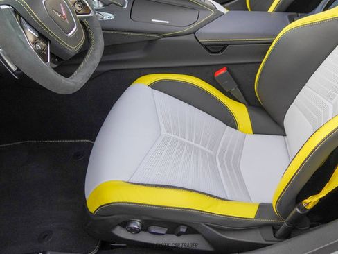 Used 2022 Chevrolet Corvette Stingray Premium Cpe RWD image 34
