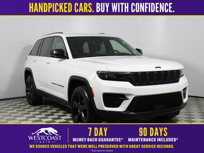 Used 2022 Jeep Grand Cherokee Altitude