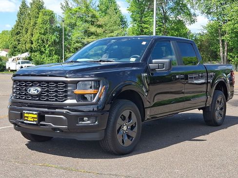 Used 2025 Ford F150 STX w/ Equipment Group 200A AWD/4WD image 3