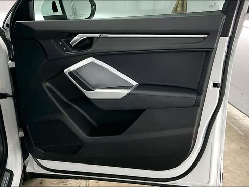 Used 2022 Audi Q3 2.0T Premium image 26