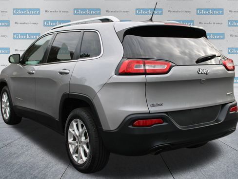 Used 2016 Jeep Cherokee Latitude image 8