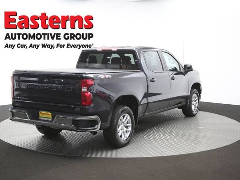 Used 2023 Chevrolet Silverado 1500 LT AWD/4WD image 42