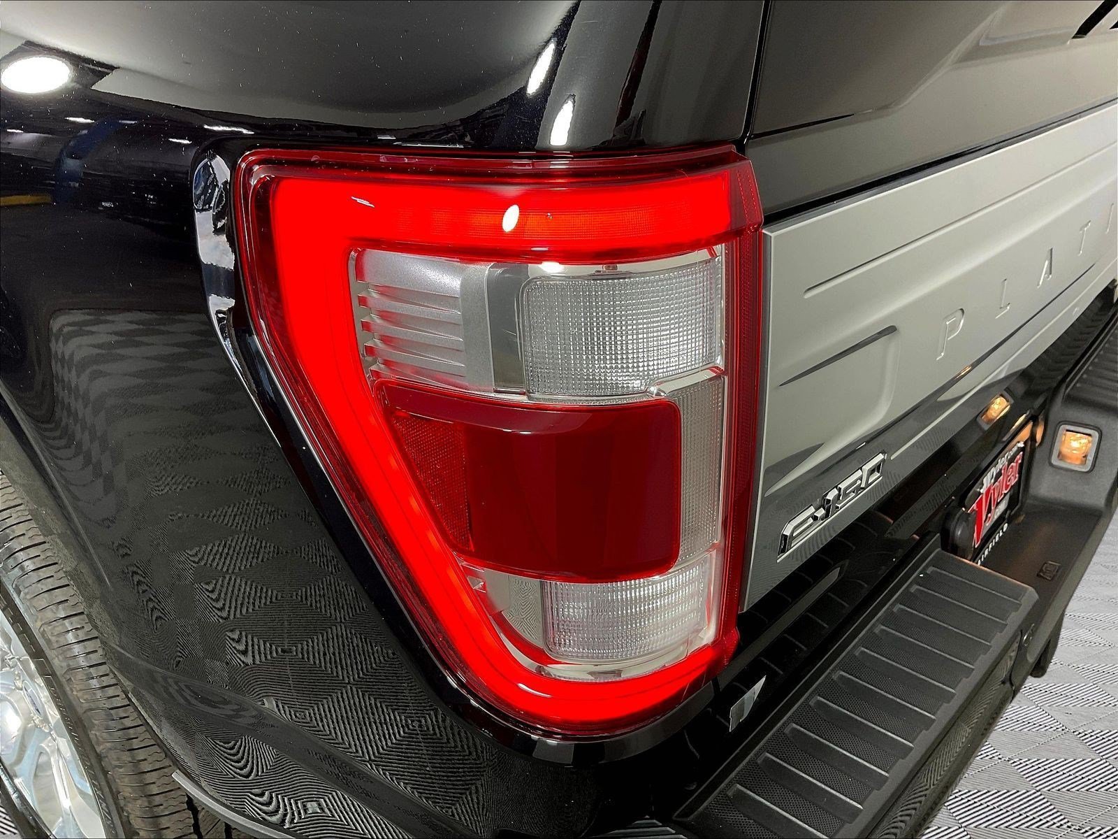 Used 2022 Ford F150 Platinum AWD/4WD image 24