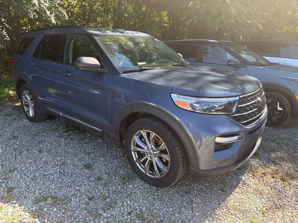 Used 2021 Ford Explorer XLT w/ Equipment Group 202A AWD/4WD image 1