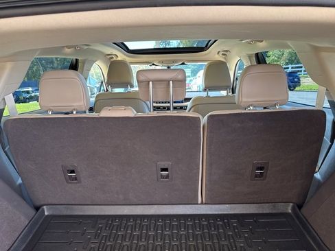 Used 2022 Lincoln Nautilus Reserve w/ Equipment Group 201A image 37