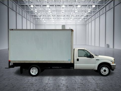 Used 2002 Ford F450 XL RWD image 5