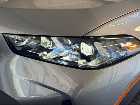 New 2026 BMW X5 xDrive50e w/ Executive Package image 16