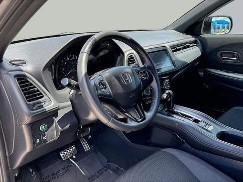 Used 2019 Honda HR-V Sport image 17