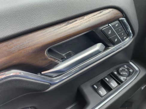 Used 2024 GMC Sierra 1500 SLT w/ SLT Premium Plus Package image 17