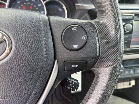 Used 2016 Toyota Corolla LE FWD image 23