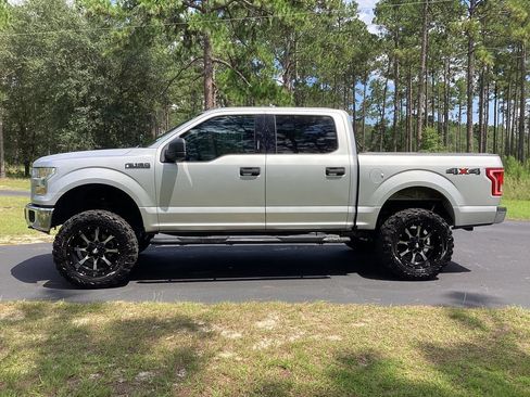 Used 2016 Ford F150 XLT AWD/4WD image 2